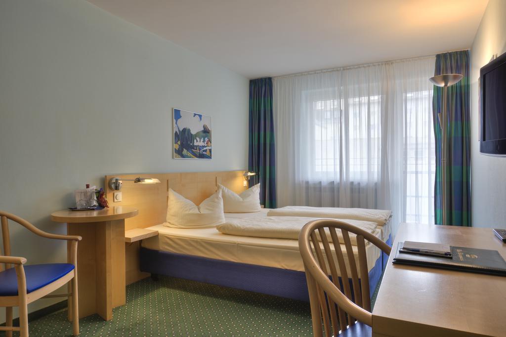 Hotel Konigswache Munich Luaran gambar